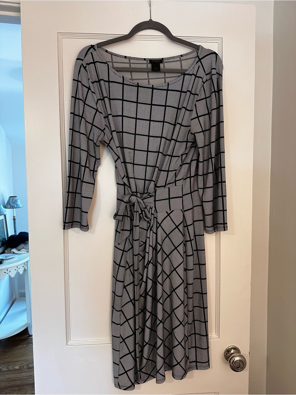 Ann Taylor Gray and Black Windowpane Tie-Waist Midi Dress